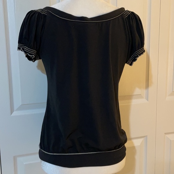 Studio M Women’s SZ M Black V-Neck Pullover Short Sleeve Casual Top - Picture 4 of 13